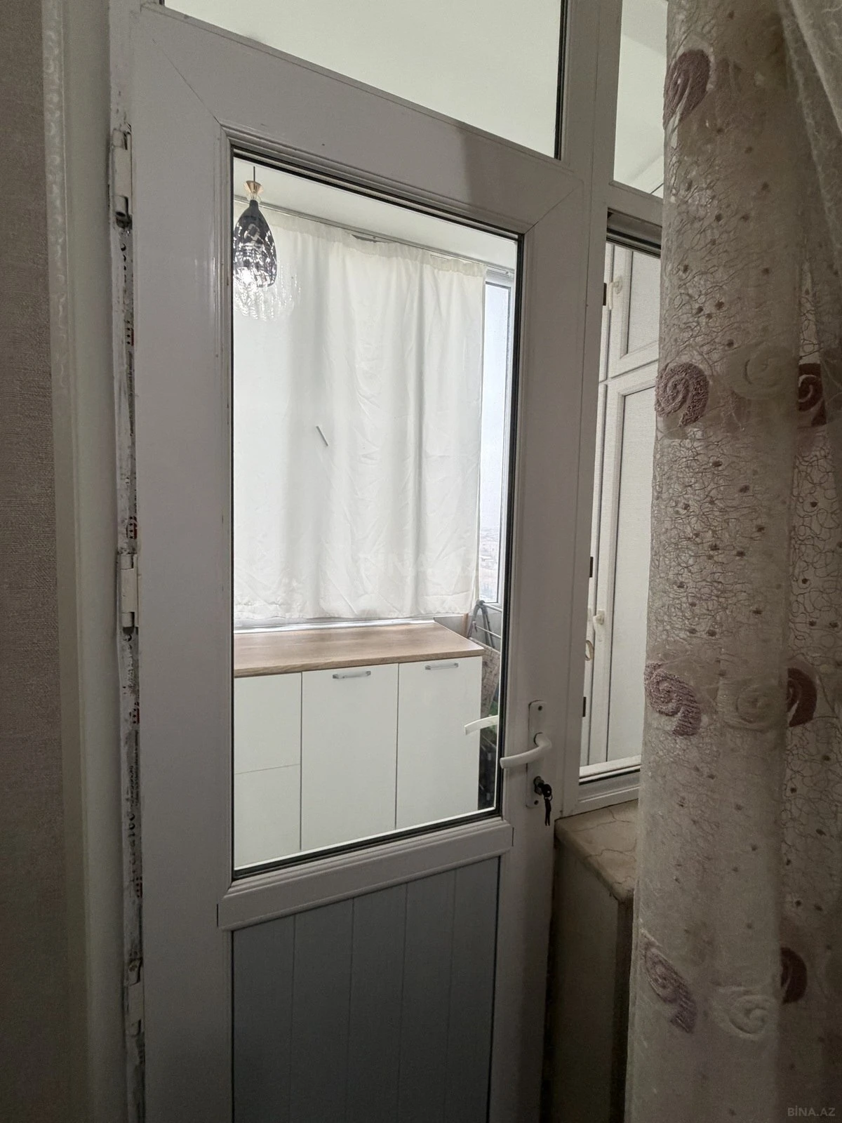Satılır 2 otaqlı mənzil 65 m²