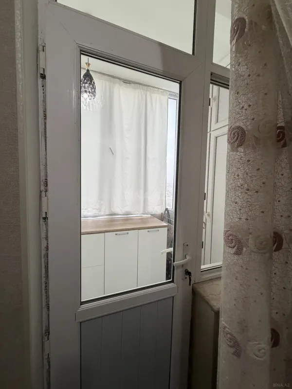 Satılır 2 otaqlı mənzil 65 m²