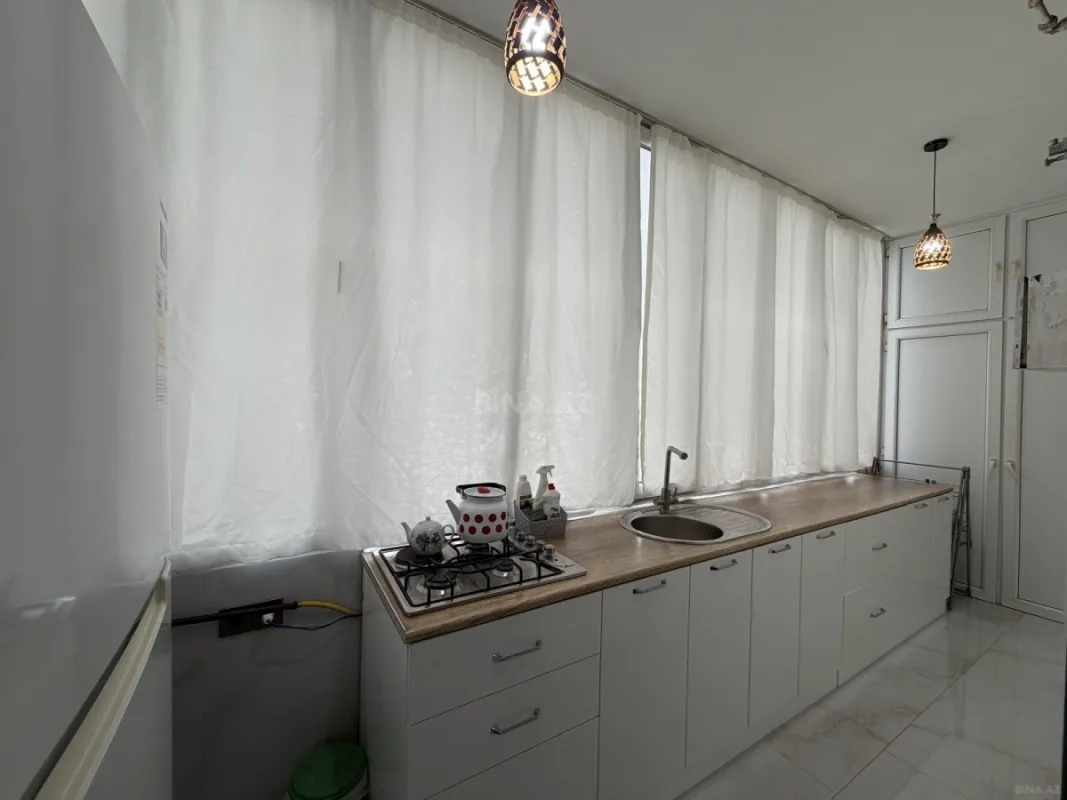 Satılır 2 otaqlı mənzil 65 m²
