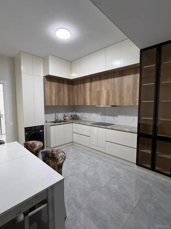 Kirayə verilir 3 otaqlı mənzil 95 m²