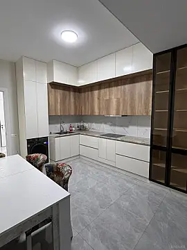 Kirayə verilir 3 otaqlı mənzil 95 m²