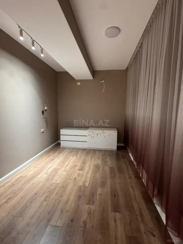 Kirayə verilir 3 otaqlı mənzil 95 m²