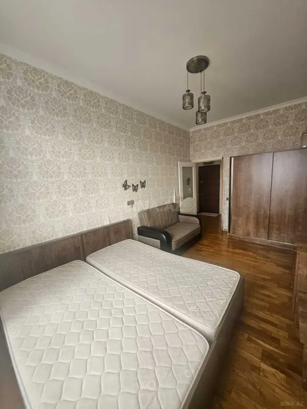 Satılır 3 otaqlı mənzil 79 m²