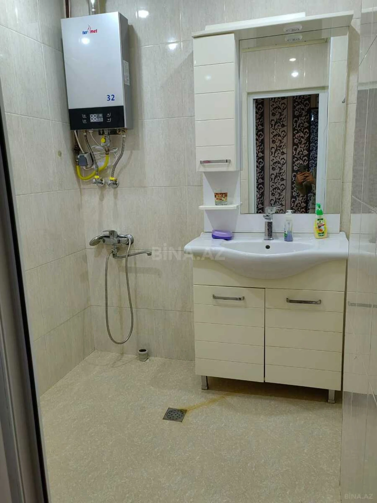 Satılır 4 otaqlı mənzil 85 m²