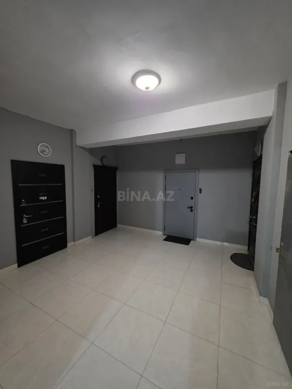Kirayə verilir 3 otaqlı mənzil 124 m²