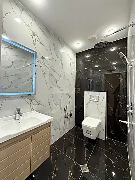 Satılır 4 otaqlı mənzil 138 m²