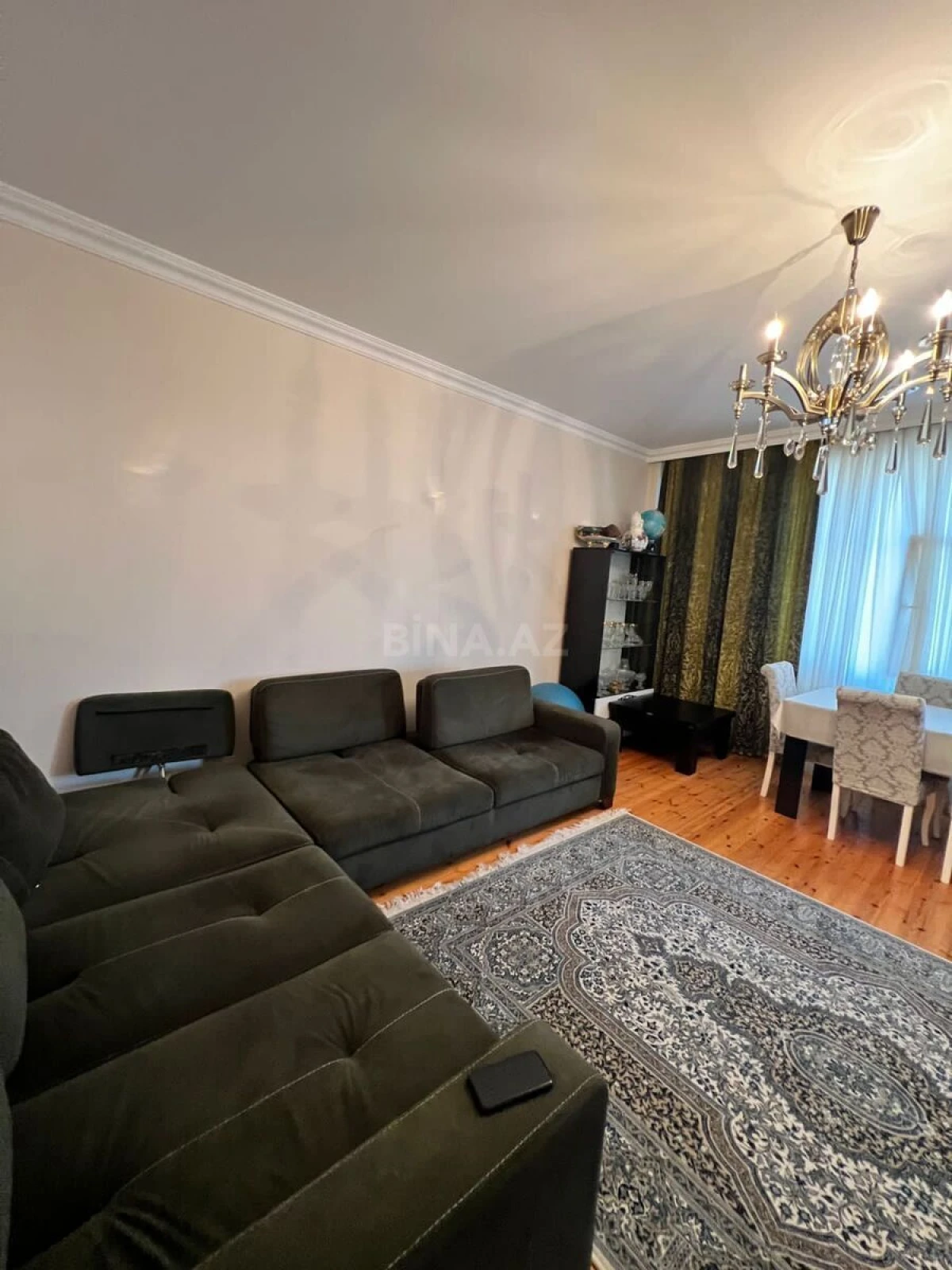 Satılır 2 otaqlı mənzil 90 m²