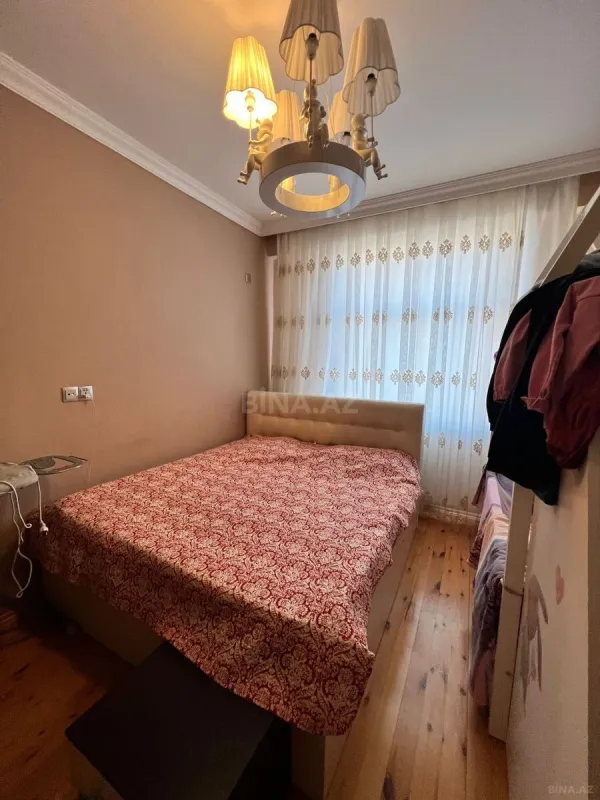 Satılır 2 otaqlı mənzil 90 m²