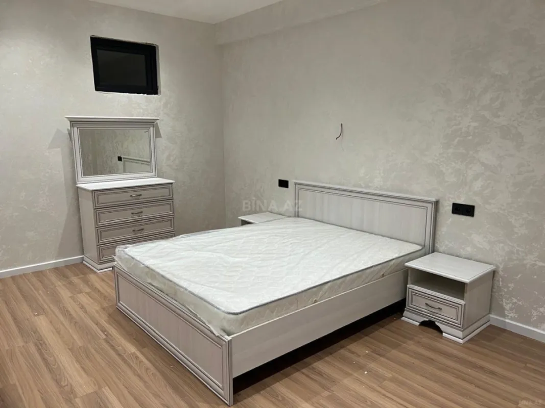 Kirayə verilir 3 otaqlı mənzil 113 m²