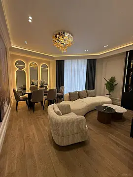 Satılır 3 otaqlı mənzil 125 m²