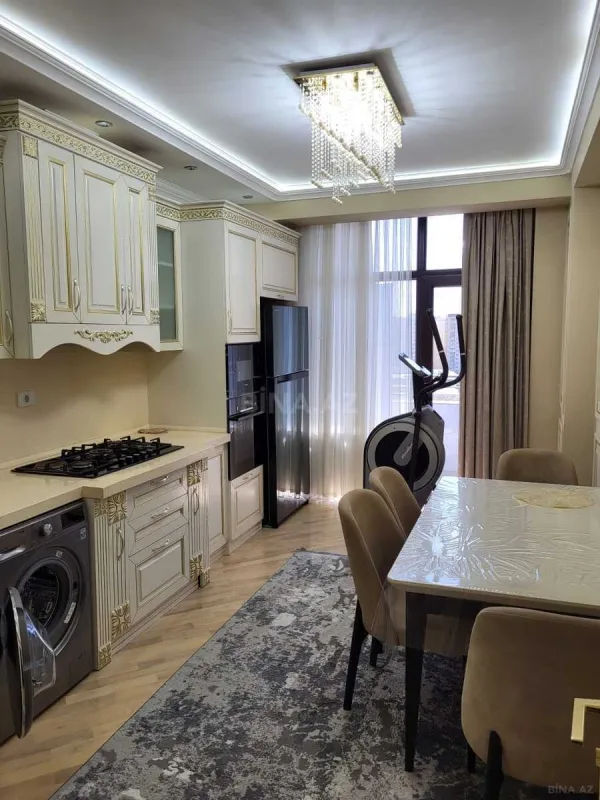 Kirayə verilir 3 otaqlı mənzil 100 m²