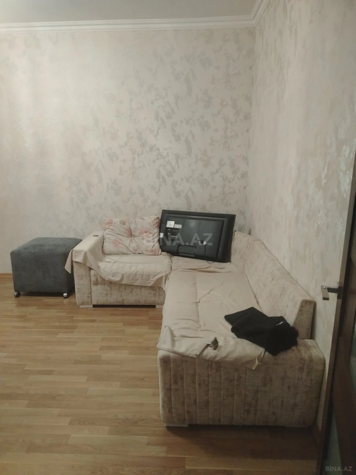 Kirayə verilir 2 otaqlı mənzil 65 m²