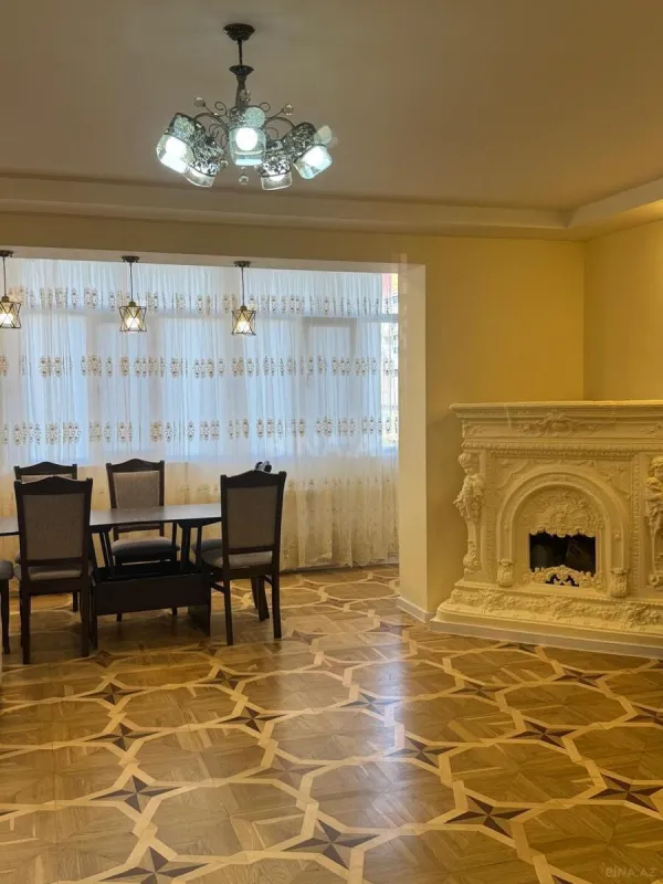 Satılır 3 otaqlı mənzil 105 m²