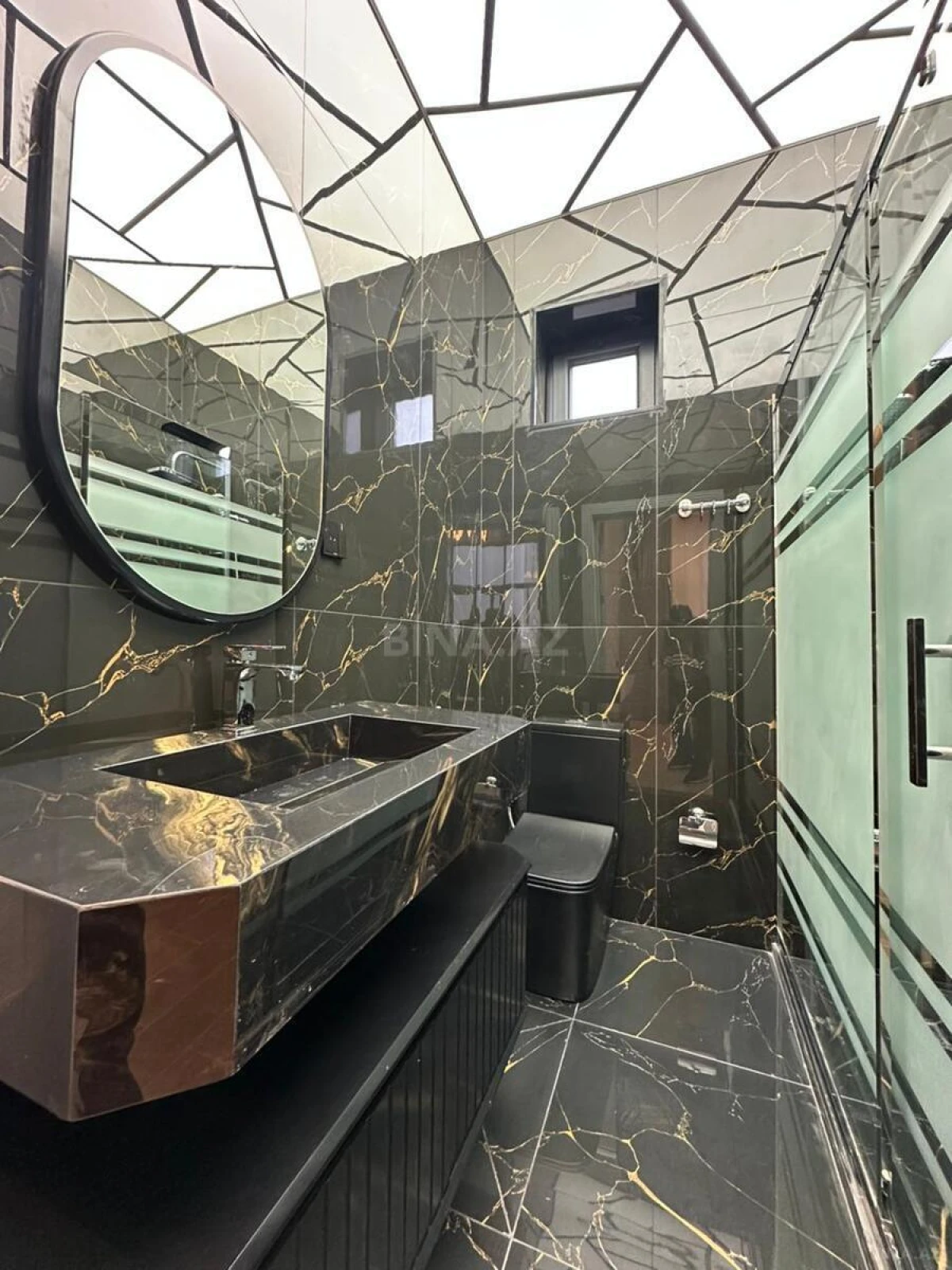 Satılır 4 otaqlı həyət evi 200 m²