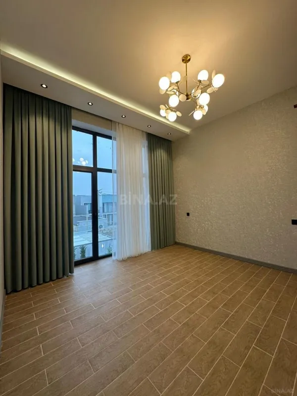 Satılır 4 otaqlı həyət evi 200 m²