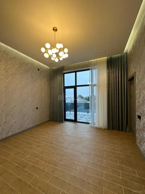Satılır 4 otaqlı həyət evi 200 m²