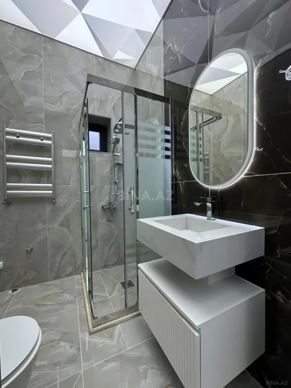 Satılır 4 otaqlı həyət evi 200 m²