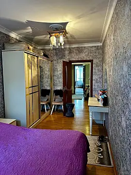 Satılır 3 otaqlı mənzil 95 m²