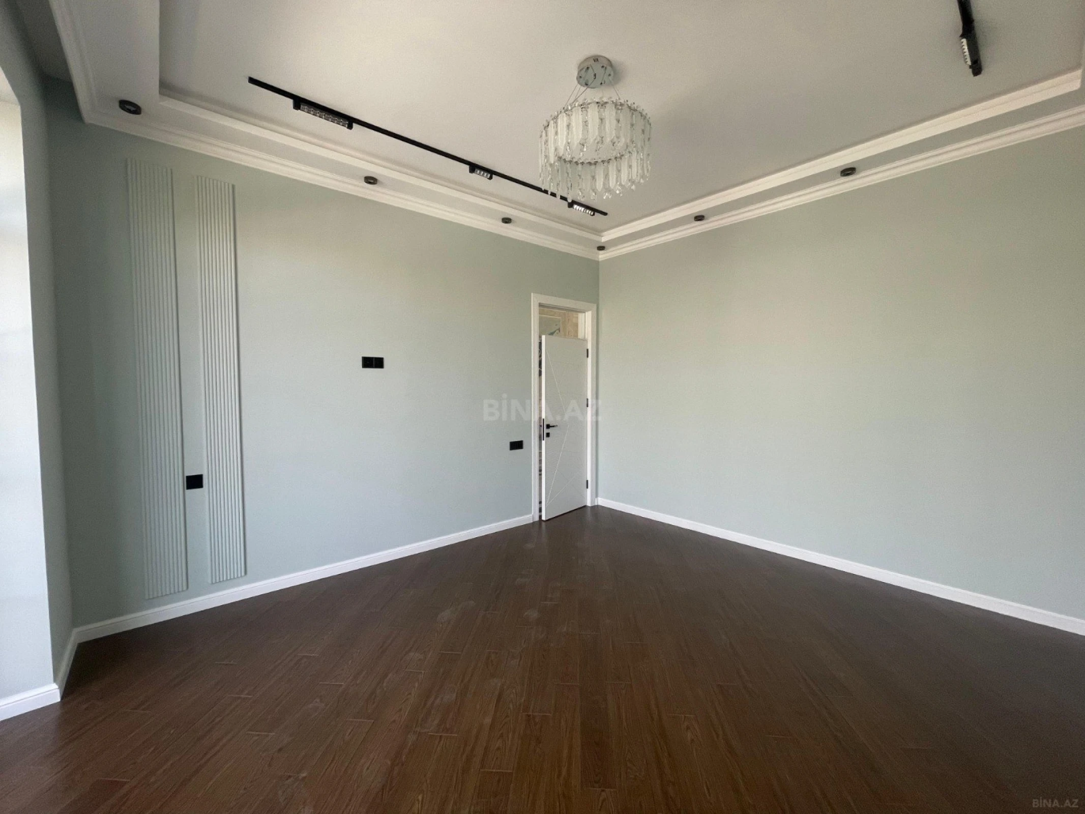 Satılır 6 otaqlı həyət evi 220 m²