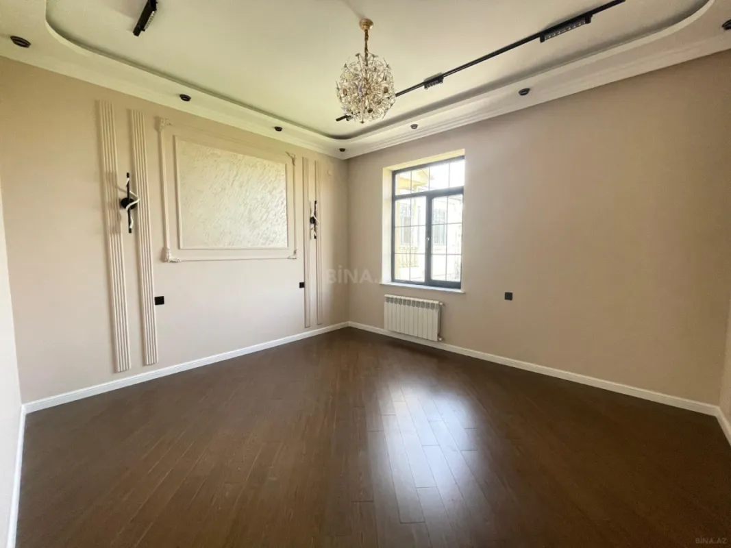Satılır 6 otaqlı həyət evi 220 m²