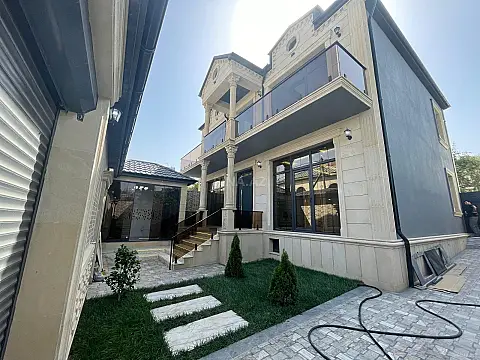 Satılır 6 otaqlı həyət evi 220 m²