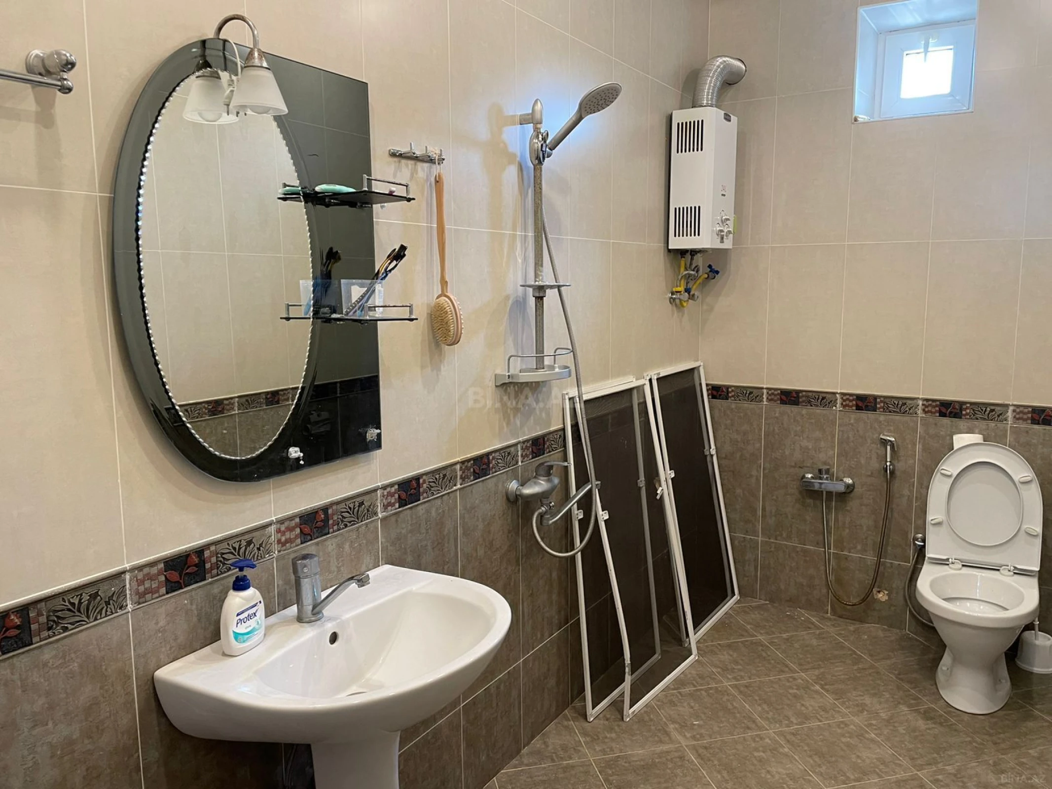 Satılır 6 otaqlı həyət evi 350 m²