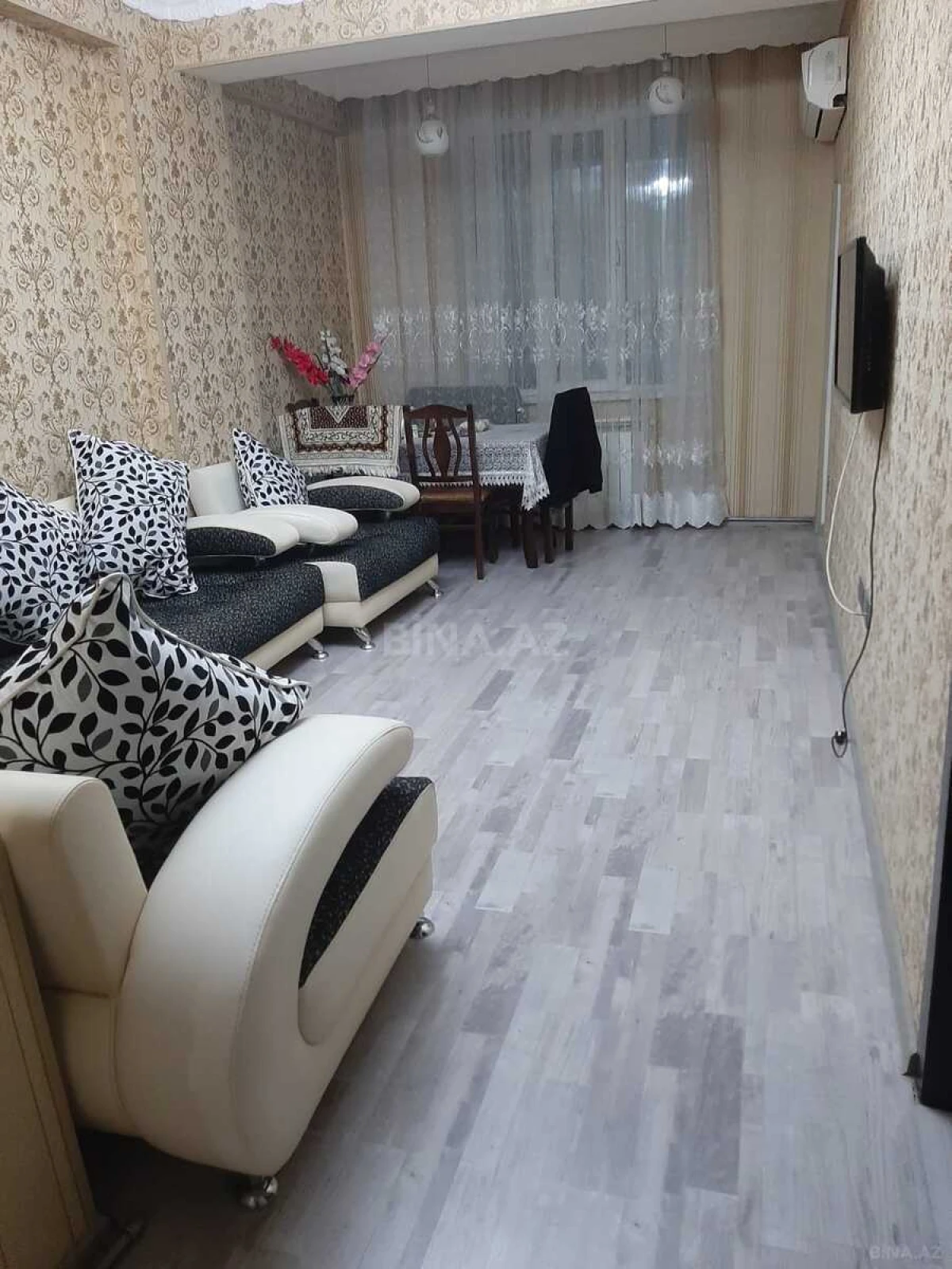 Satılır 3 otaqlı mənzil 75 m²
