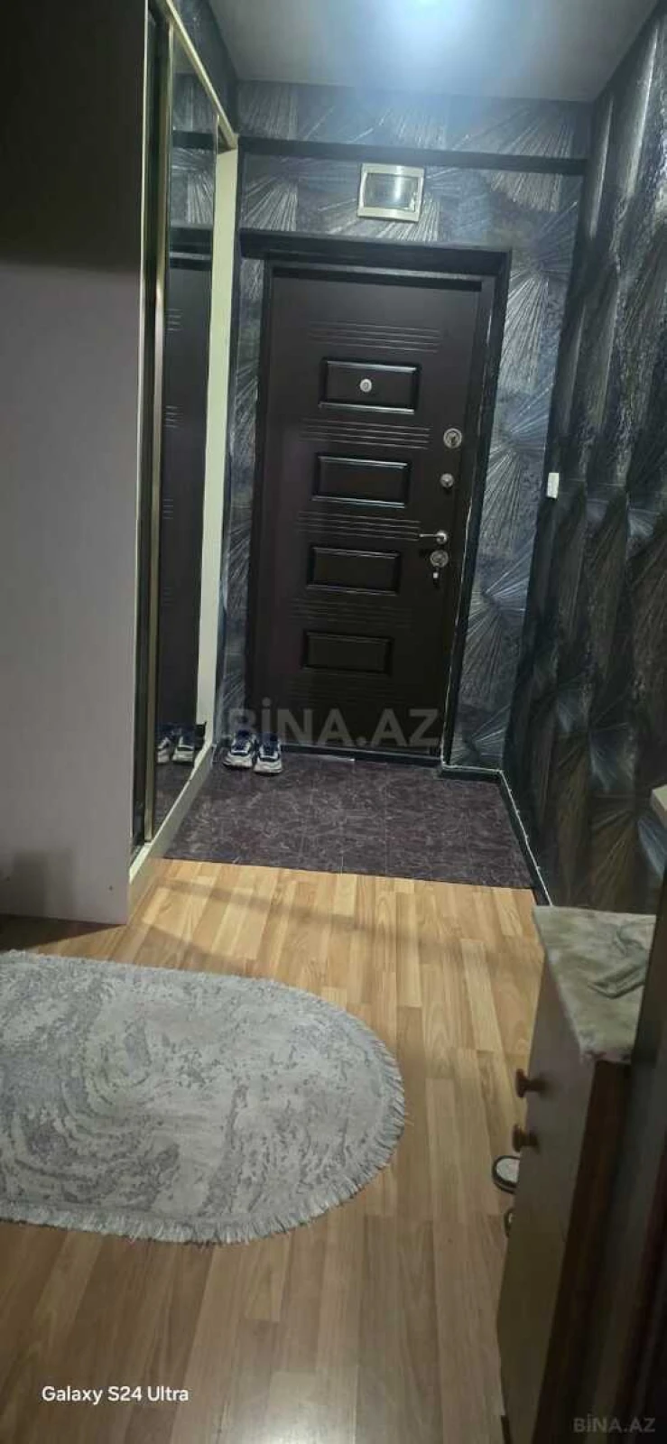 Satılır 2 otaqlı mənzil 61 m²