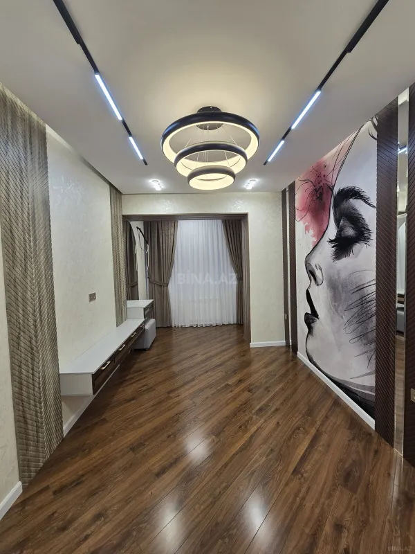 Satılır 2 otaqlı mənzil 88 m²