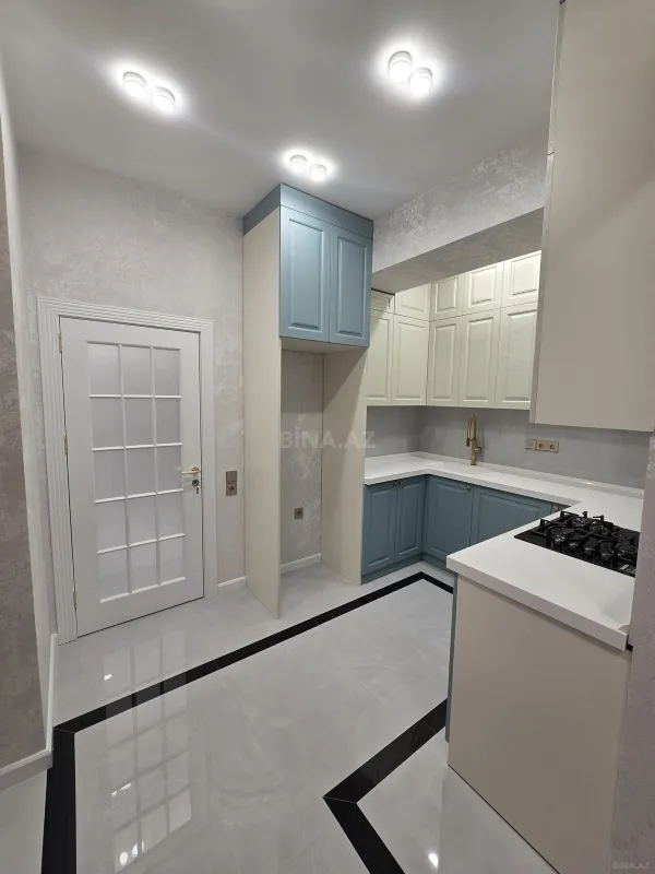 Satılır 2 otaqlı mənzil 88 m²