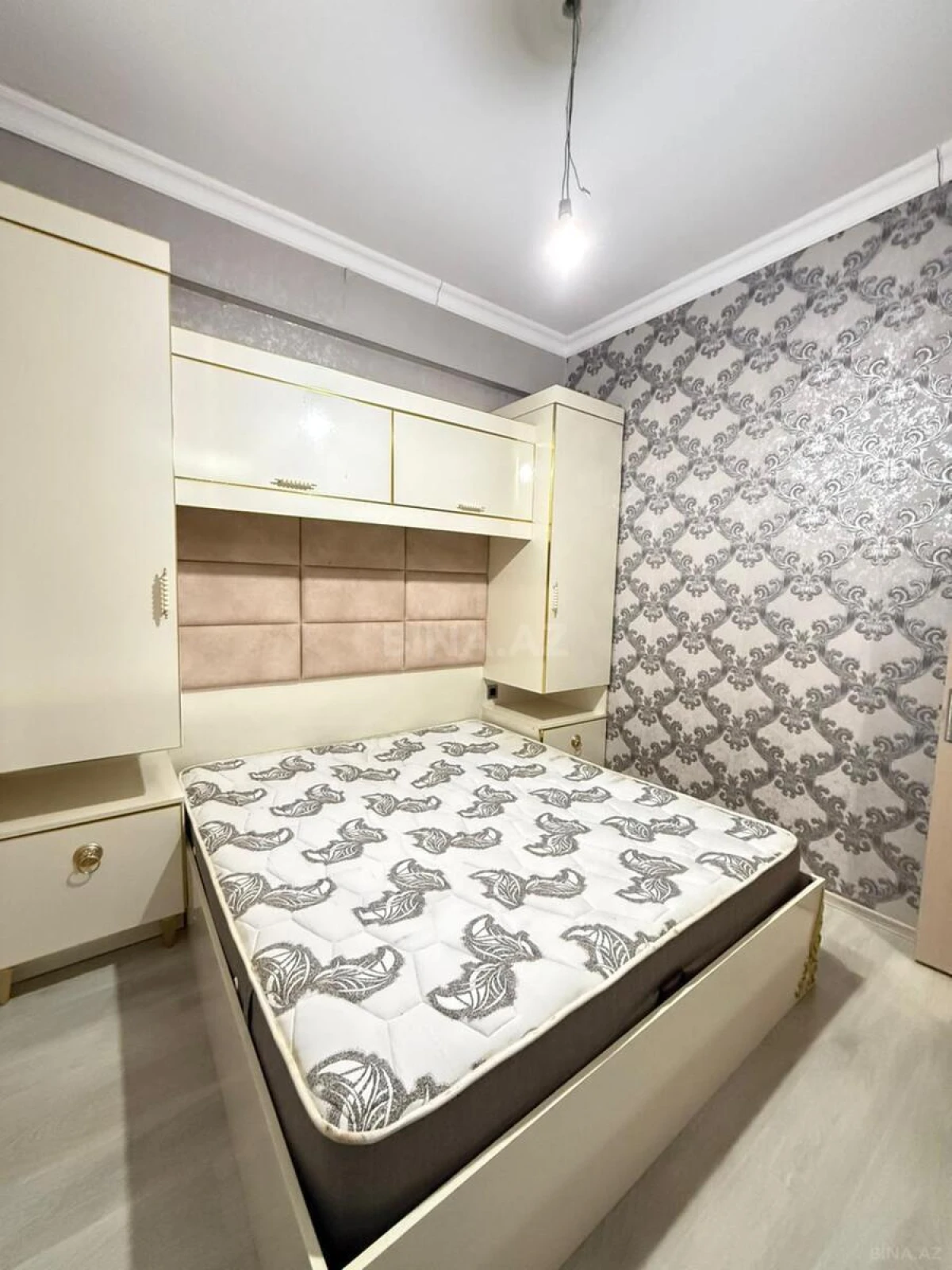 Satılır 3 otaqlı mənzil 96 m²