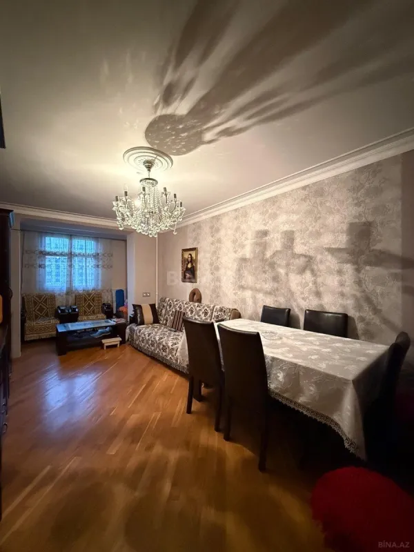 Satılır 2 otaqlı mənzil 60 m²