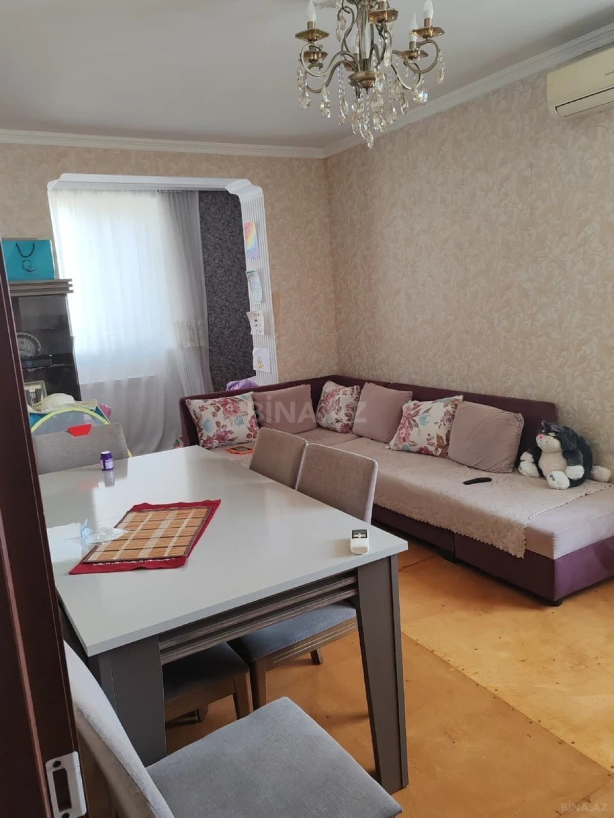 Satılır 2 otaqlı mənzil 65 m²