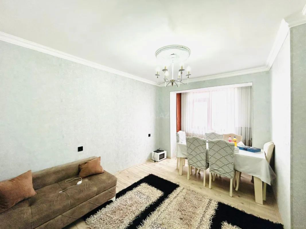 Satılır 3 otaqlı mənzil 71 m²