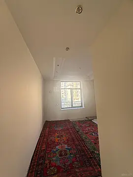 Satılır 5 otaqlı mənzil 200 m²