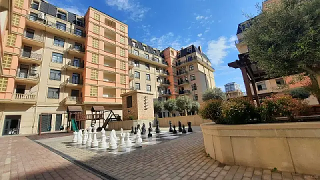 Satılır 5 otaqlı mənzil 200 m² — Bakı, Köhnə Günəşli 5 otaq 200.00 m²