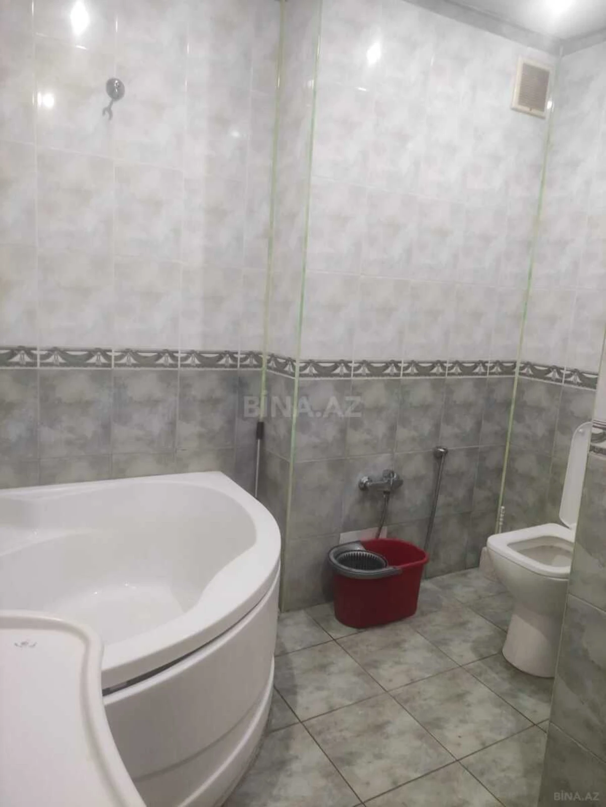 Satılır 3 otaqlı mənzil 88 m²