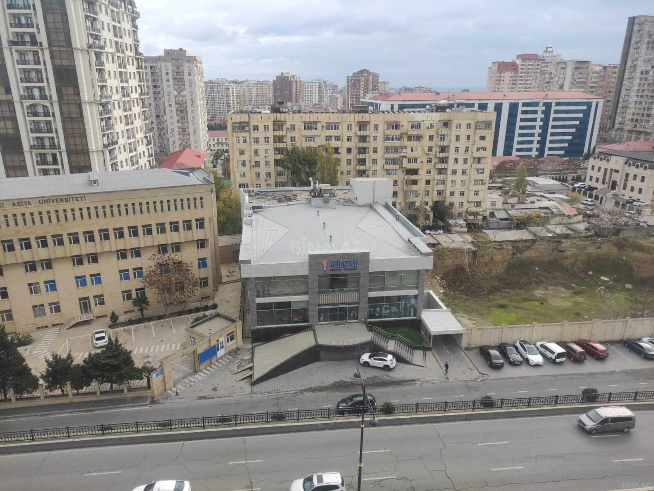 Satılır 3 otaqlı mənzil 88 m²