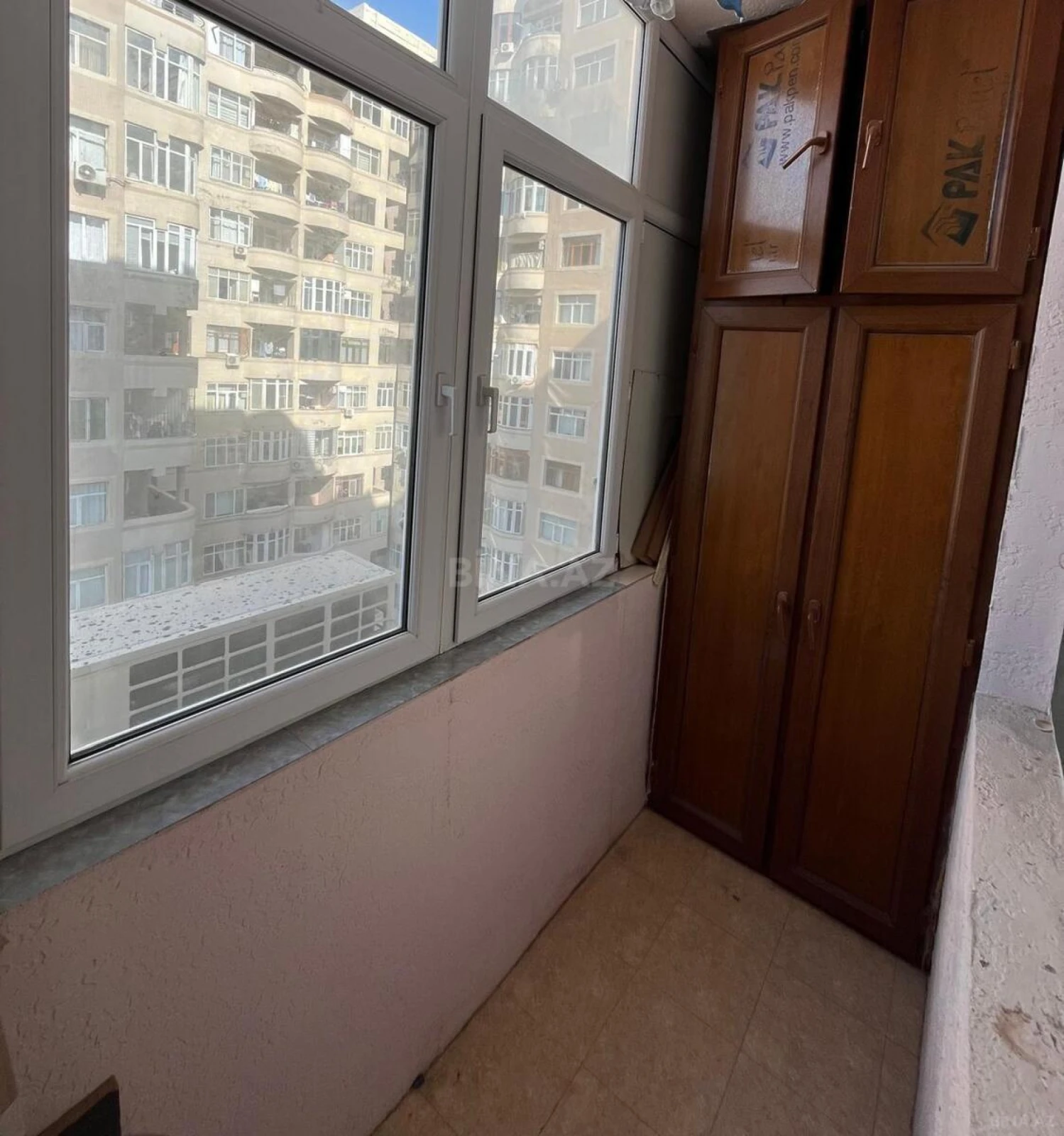 Satılır 3 otaqlı mənzil 93 m²