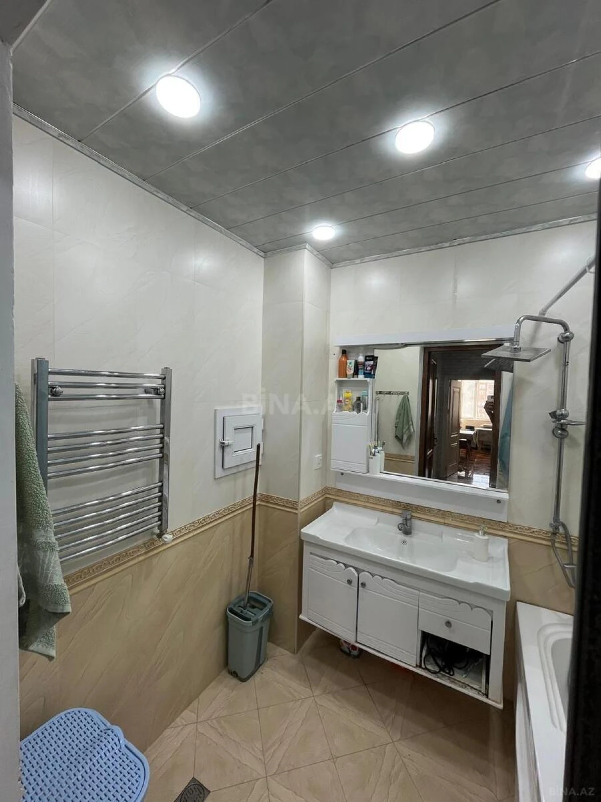 Satılır 3 otaqlı mənzil 93 m²