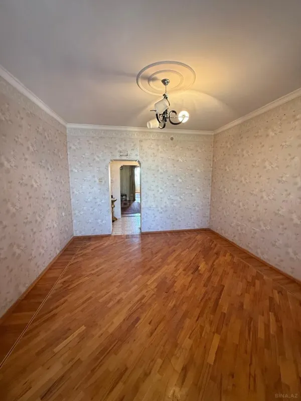 Satılır 3 otaqlı mənzil 87 m²