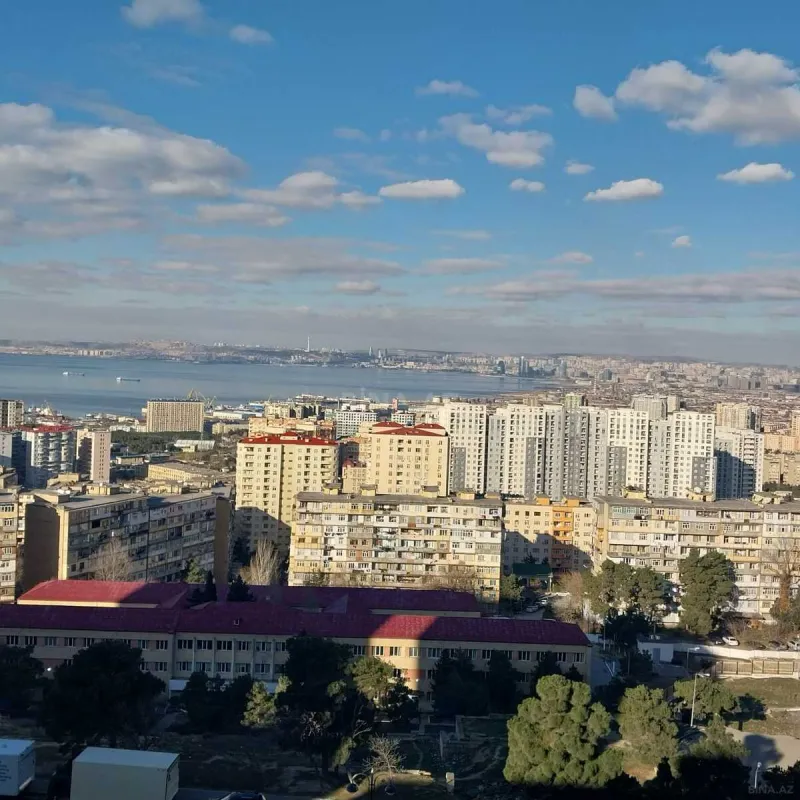Satılır 3 otaqlı mənzil 90 m²