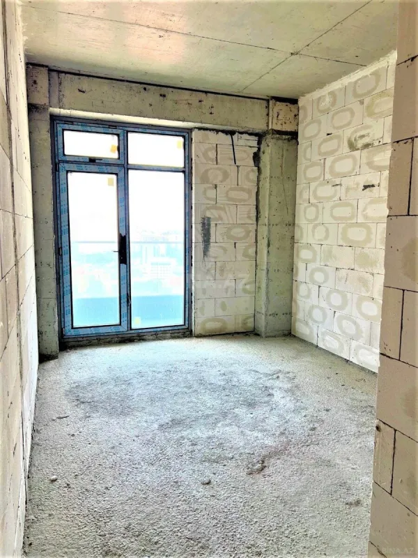Satılır 2 otaqlı mənzil 80 m²
