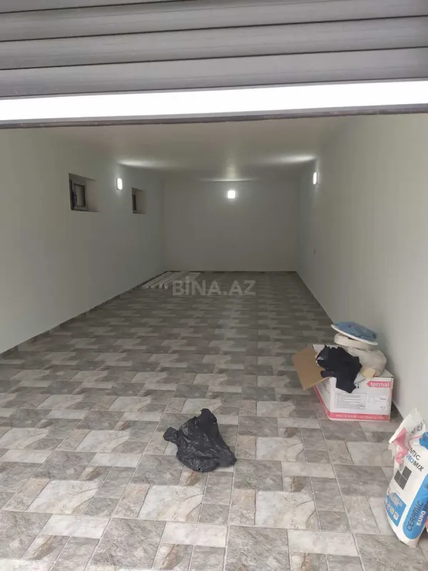 Satılır 5 otaqlı həyət evi 330 m²