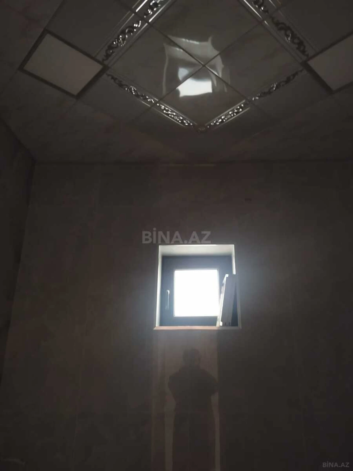 Satılır 5 otaqlı həyət evi 330 m²