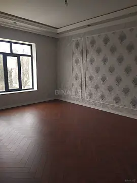 Satılır 5 otaqlı həyət evi 330 m²