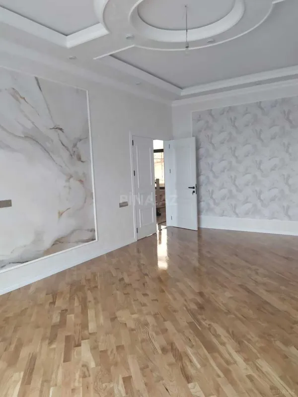 Satılır 5 otaqlı həyət evi 330 m²