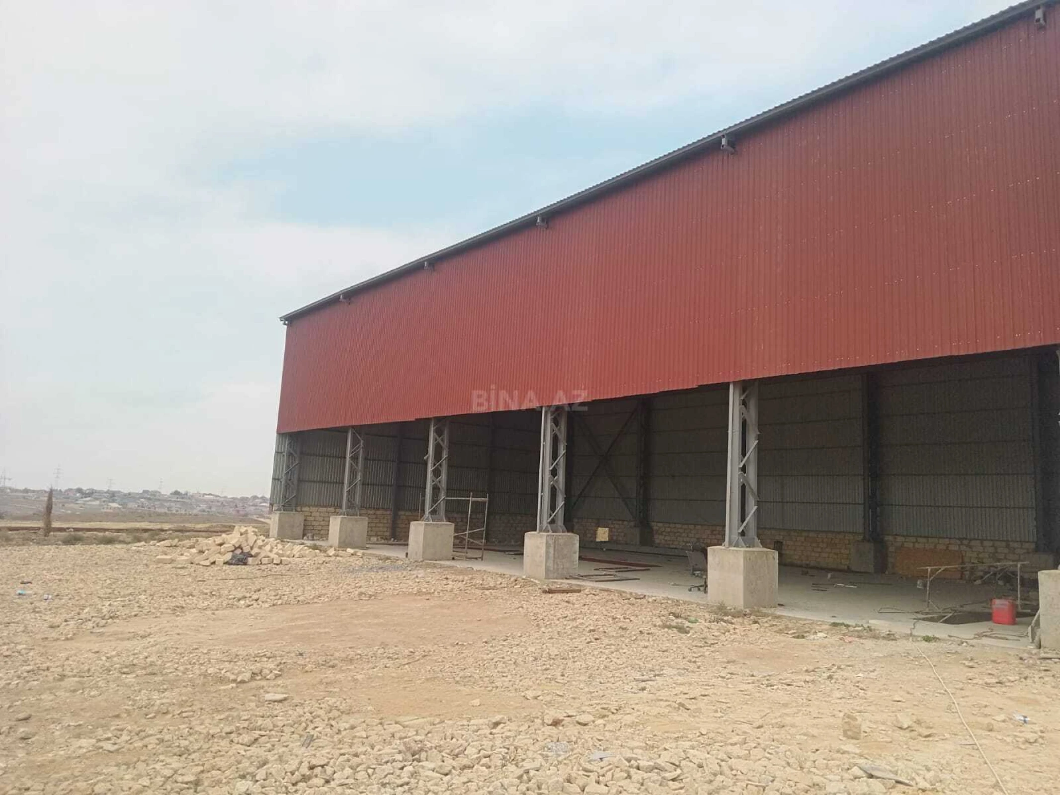 Kirayə verilir obyekt 600 m²