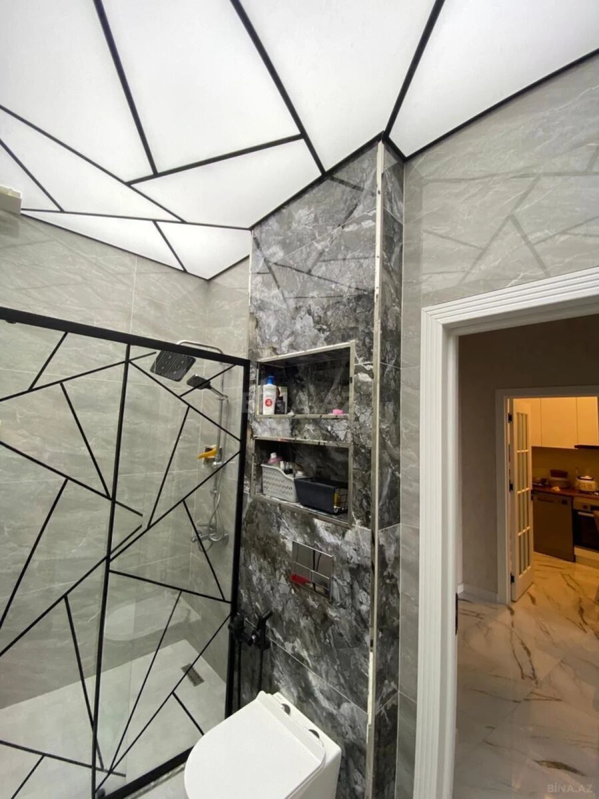 Satılır 2 otaqlı mənzil 75 m²