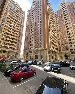 Satılır 3 otaqlı mənzil 125 m² — Bakı, 8-ci kilometr 3 otaq 125.00 m²